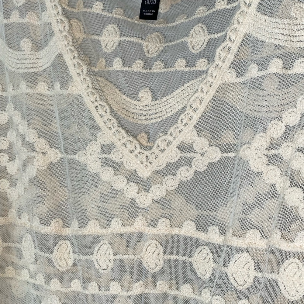 Elegant Lace V-Neck Top